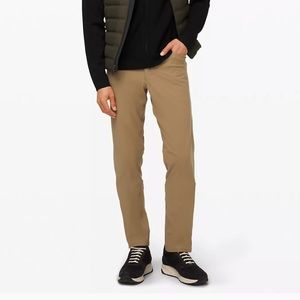 Men’s Lululemon ABC Classic-fit pant 34” Warpstreme color: tofino sand